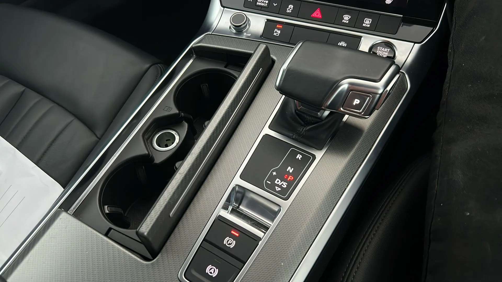 2021 AUDI A6 2021 AUDI A6