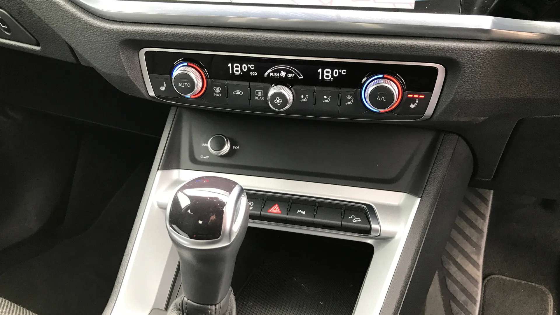 2022 AUDI Q3 2022 AUDI Q3