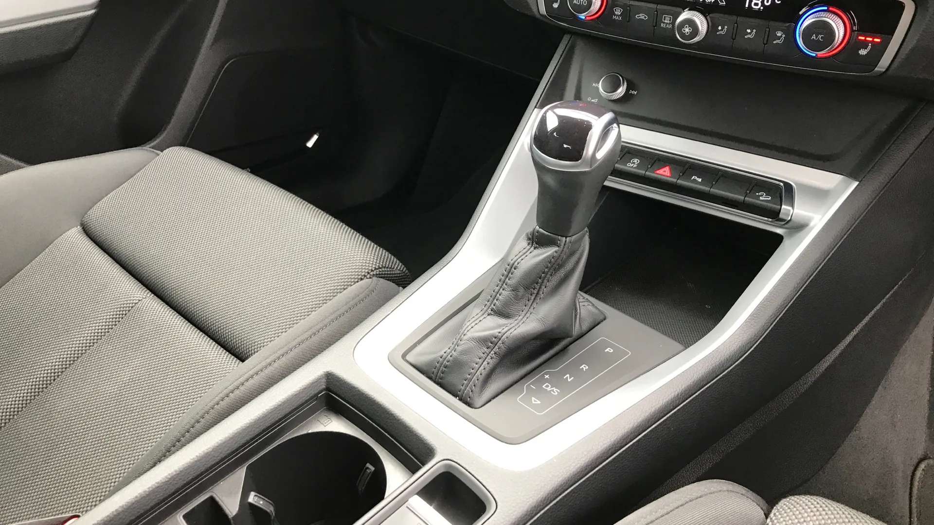 2022 AUDI Q3 2022 AUDI Q3