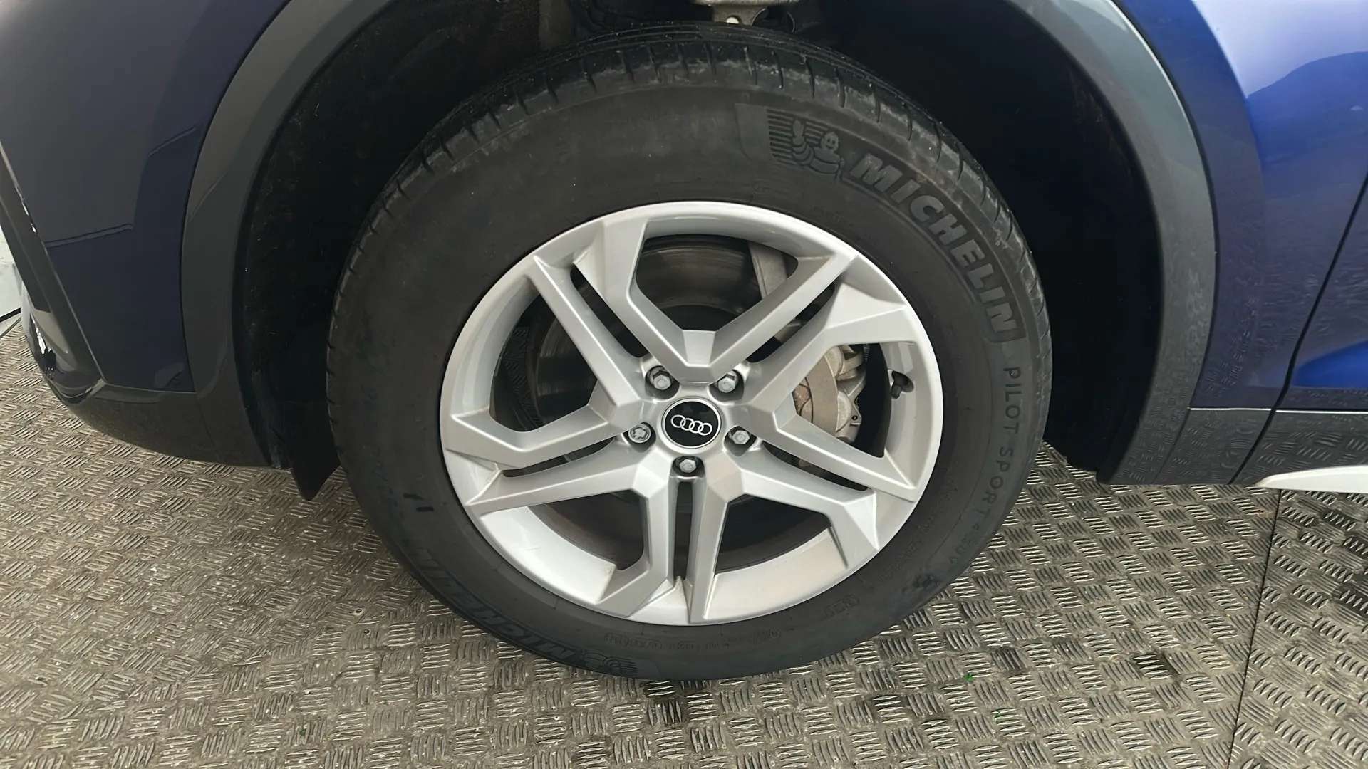 2021 AUDI Q5 2021 AUDI Q5