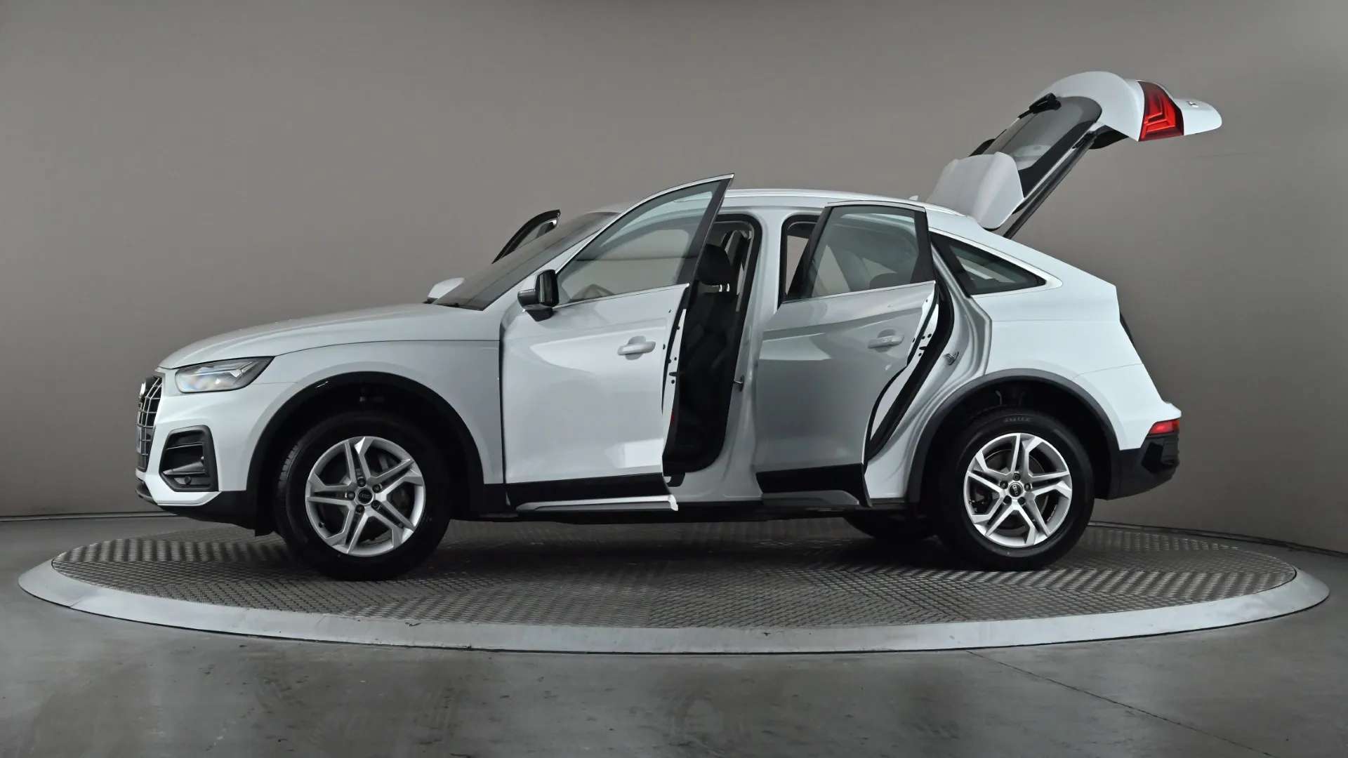 2022 AUDI Q5 2022 AUDI Q5