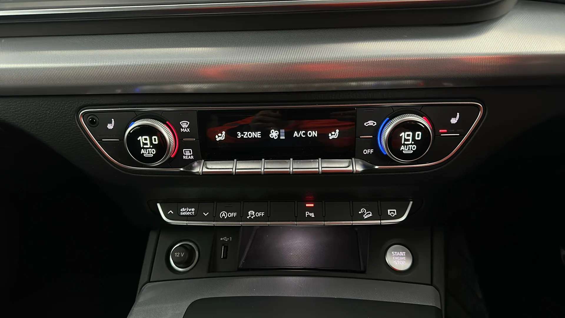 2022 AUDI Q5 2022 AUDI Q5