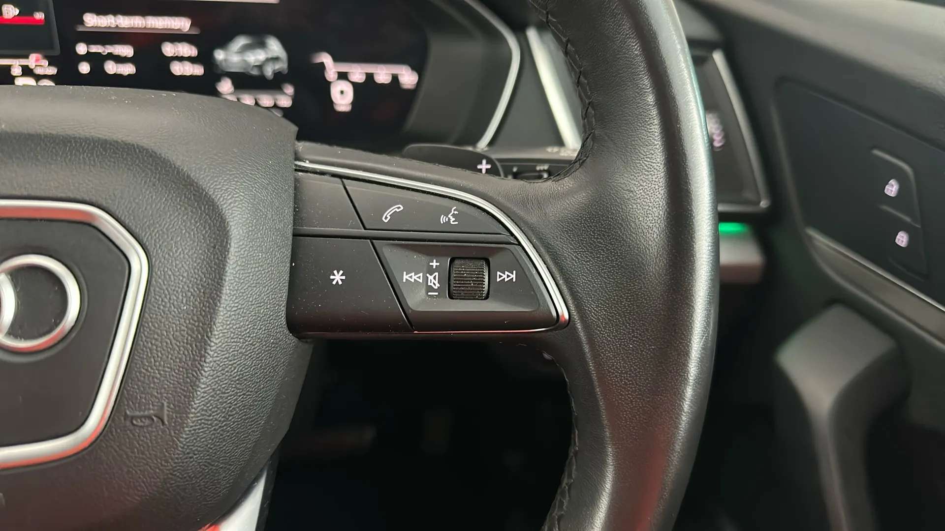 2022 AUDI Q5 2022 AUDI Q5