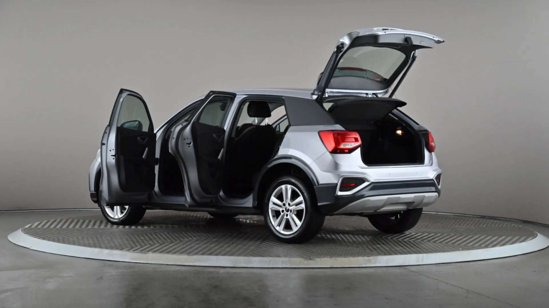 2023 AUDI Q2 2023 AUDI Q2