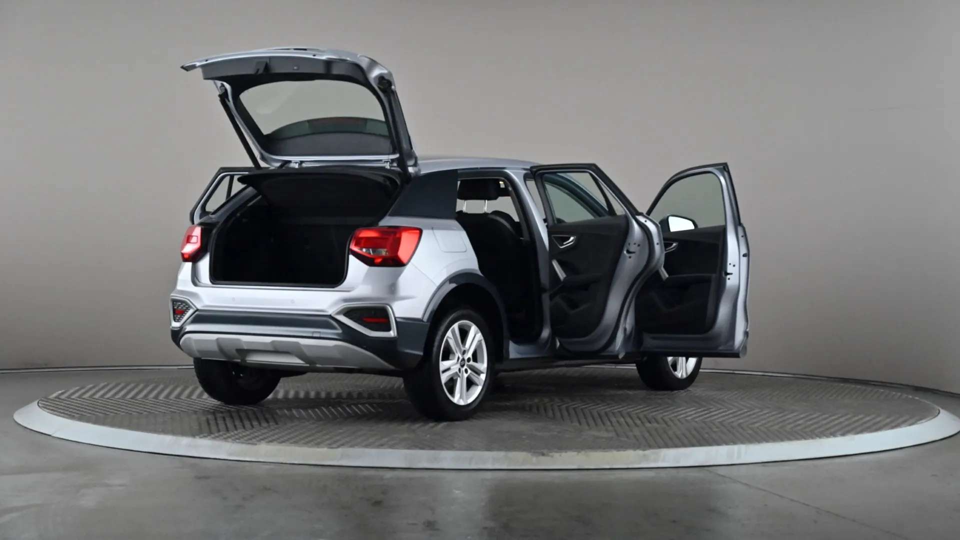 2023 AUDI Q2 2023 AUDI Q2