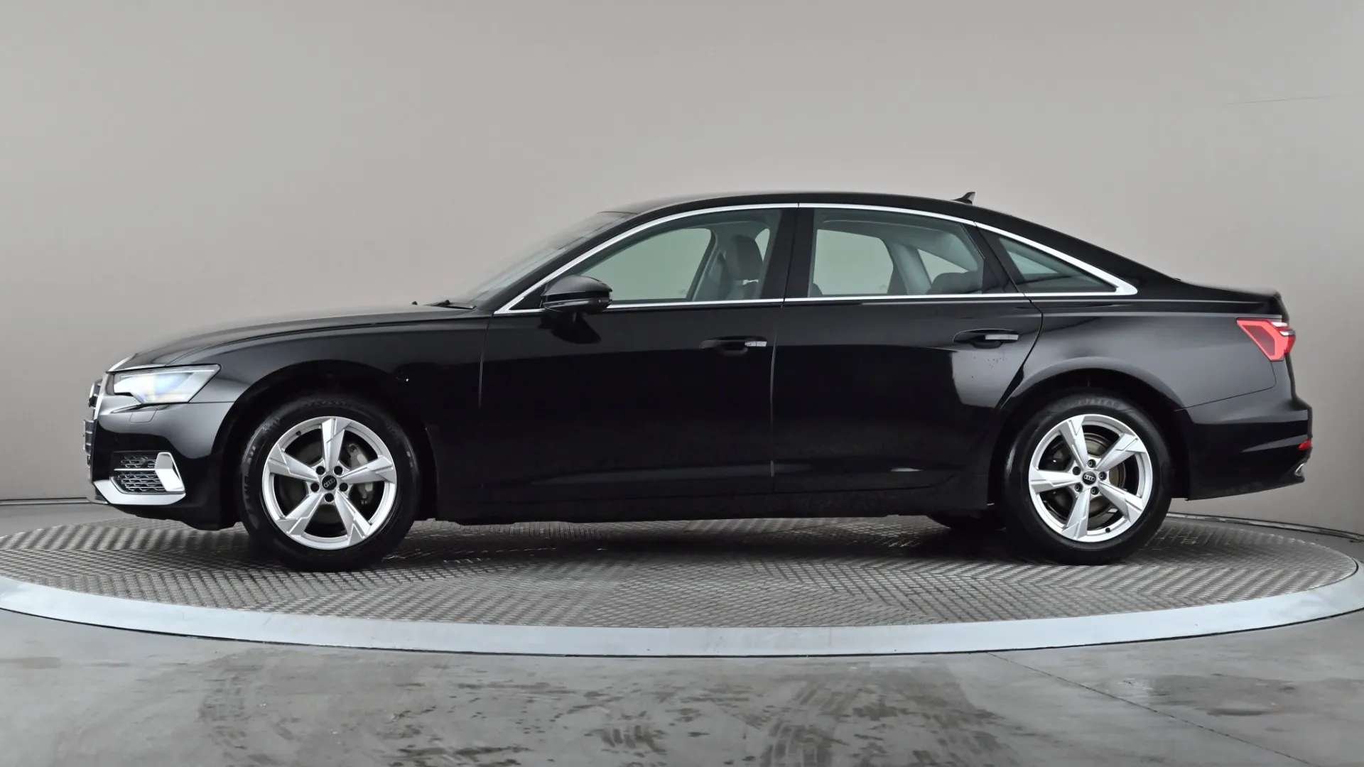 2022 AUDI A6 2022 AUDI A6