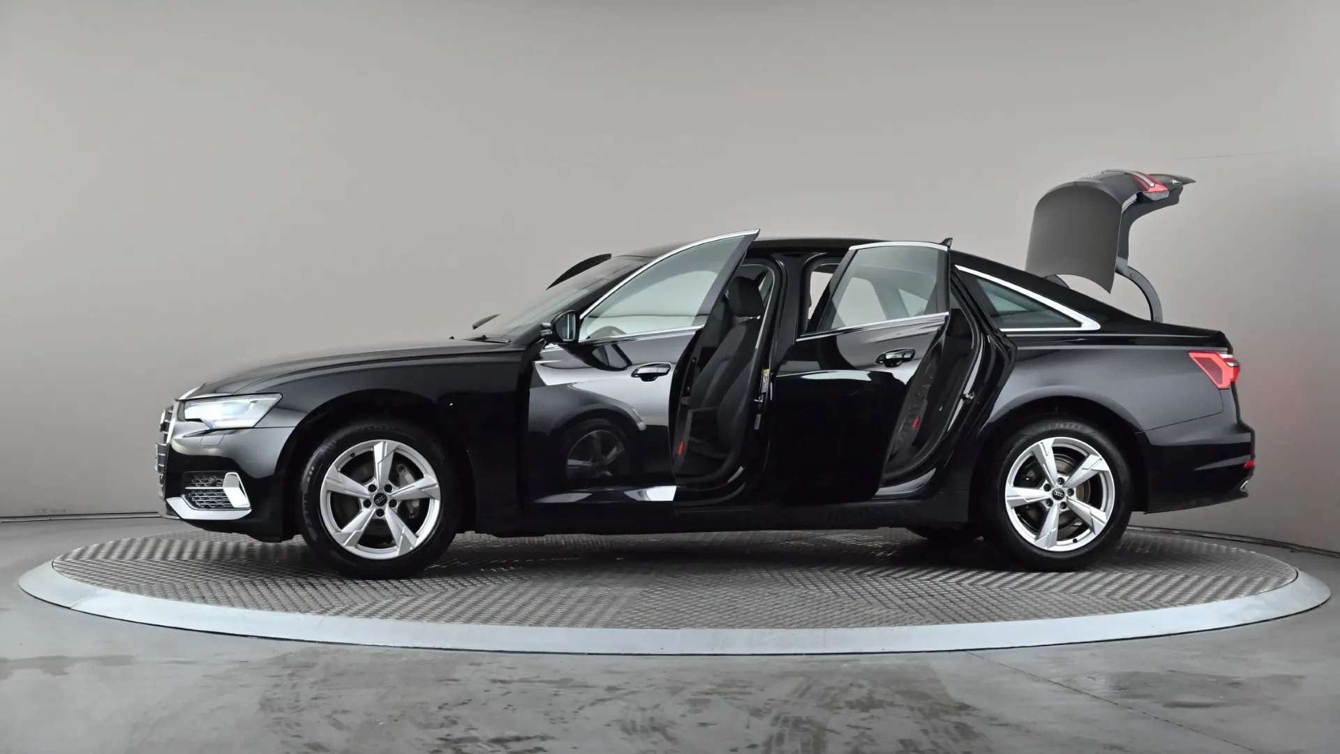 2022 AUDI A6 2022 AUDI A6