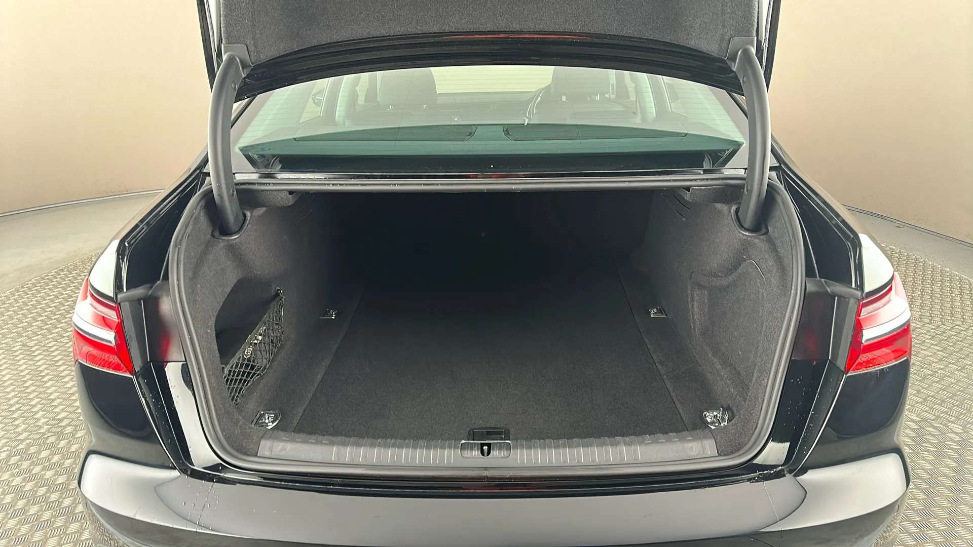 2022 AUDI A6 2022 AUDI A6