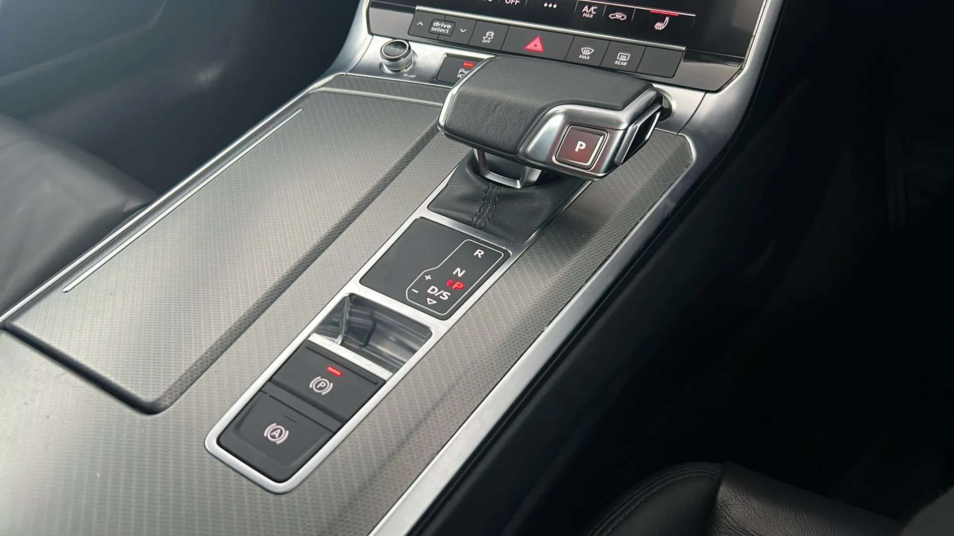 2022 AUDI A6 2022 AUDI A6