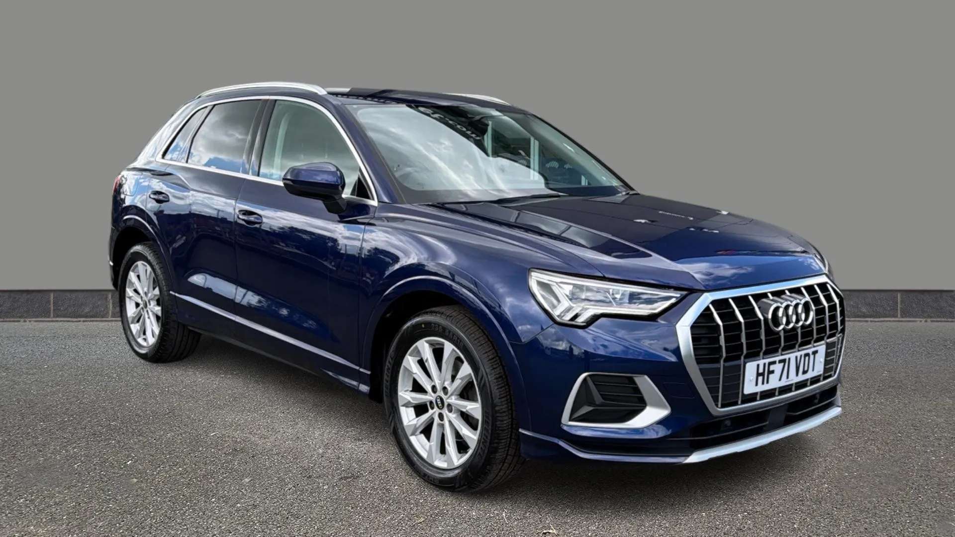A 2021 AUDI Q3 35 TDI Sport S Tronic A 2021 AUDI Q3 35 TDI Sport S Tronic