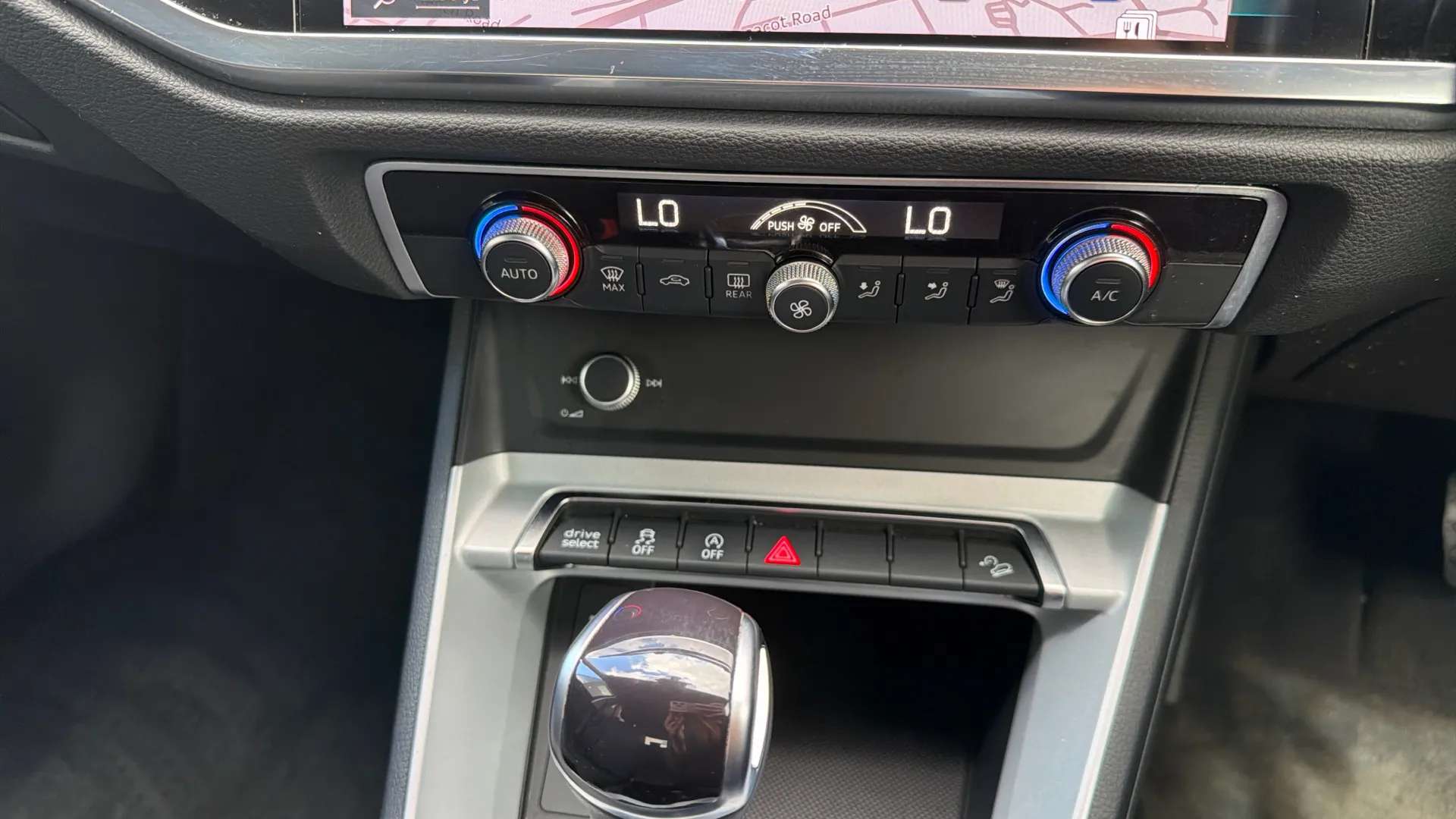 2021 AUDI Q3 2021 AUDI Q3