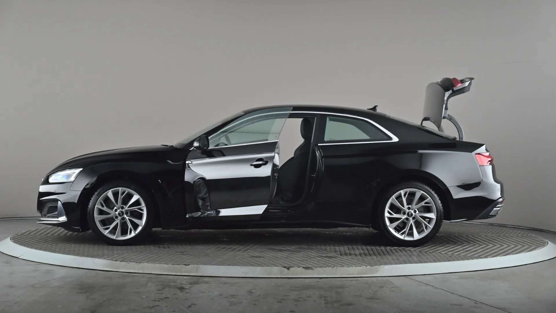 2021 AUDI A5 2021 AUDI A5