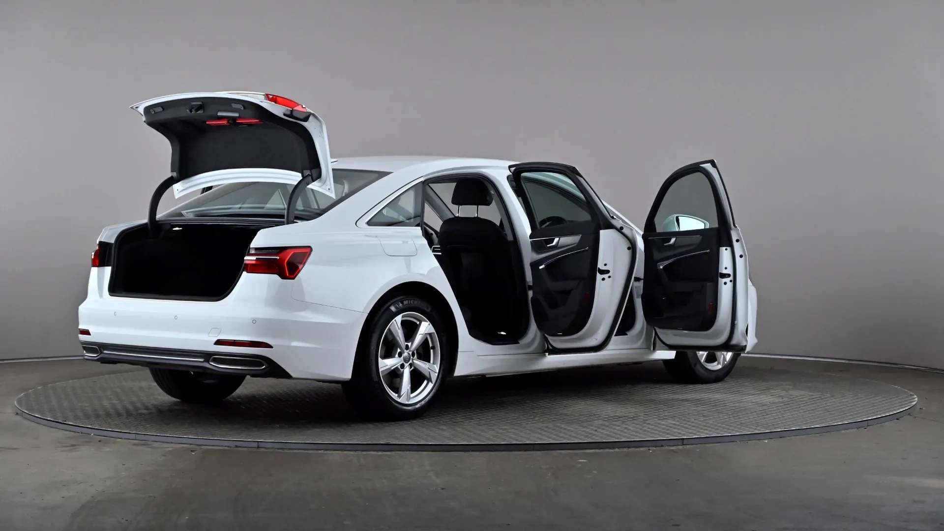 2020 AUDI A6 2020 AUDI A6