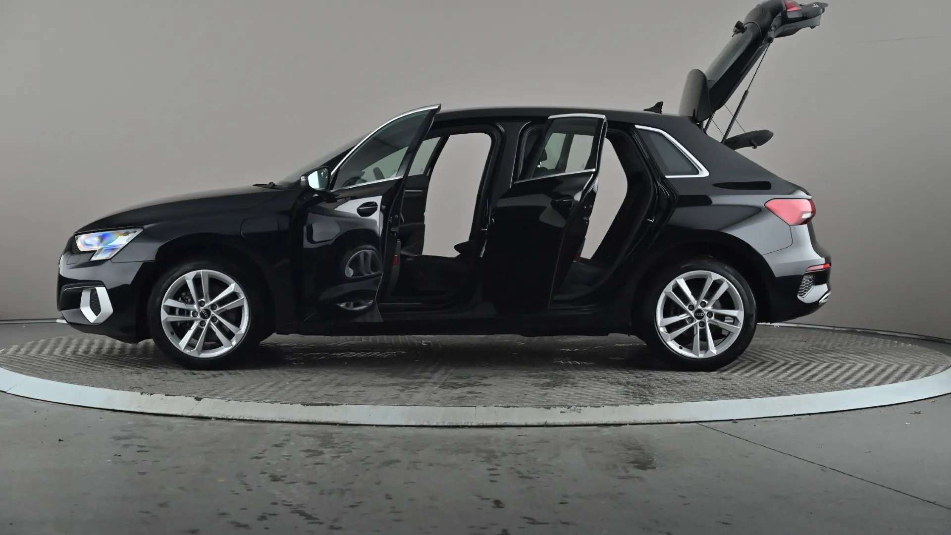 2021 AUDI A3 2021 AUDI A3