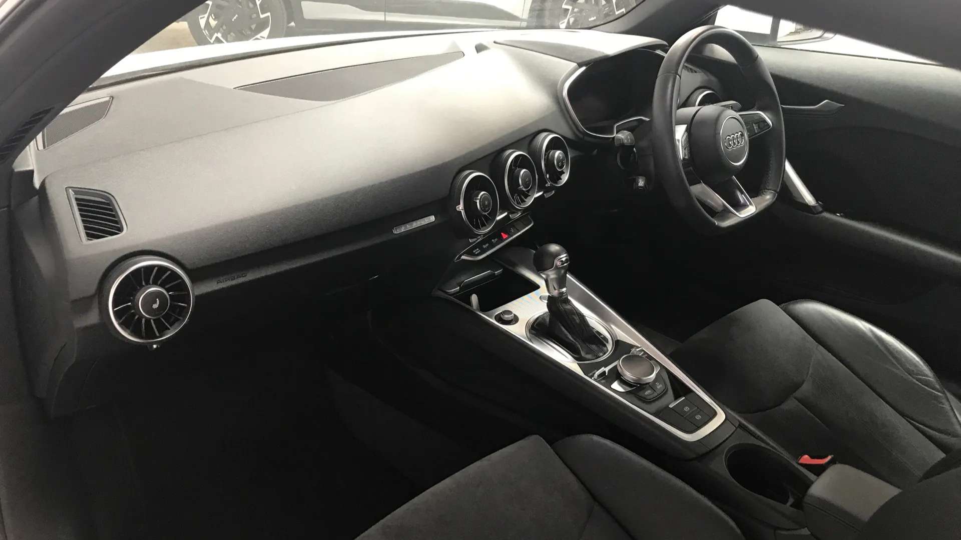 2019 AUDI TT 2019 AUDI TT