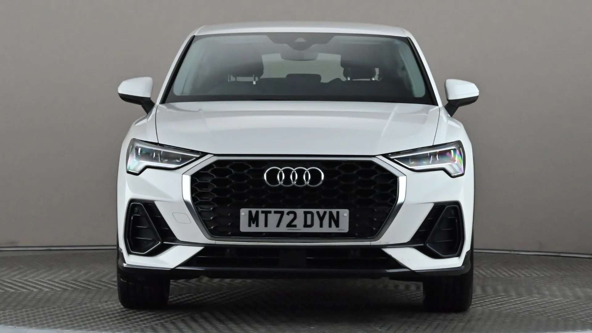 A 2022 AUDI Q3 35 TFSI Sport S Tronic A 2022 AUDI Q3 35 TFSI Sport S Tronic
