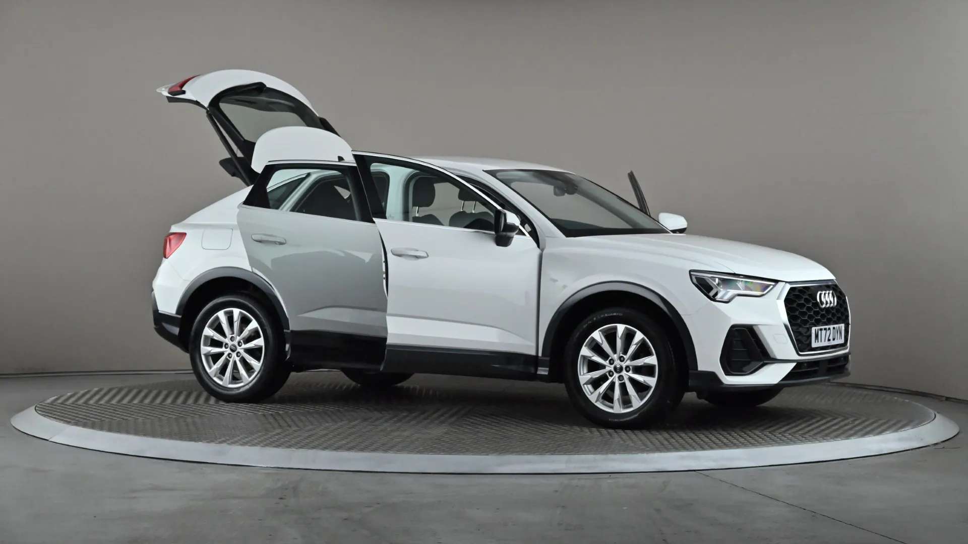 2022 AUDI Q3 2022 AUDI Q3