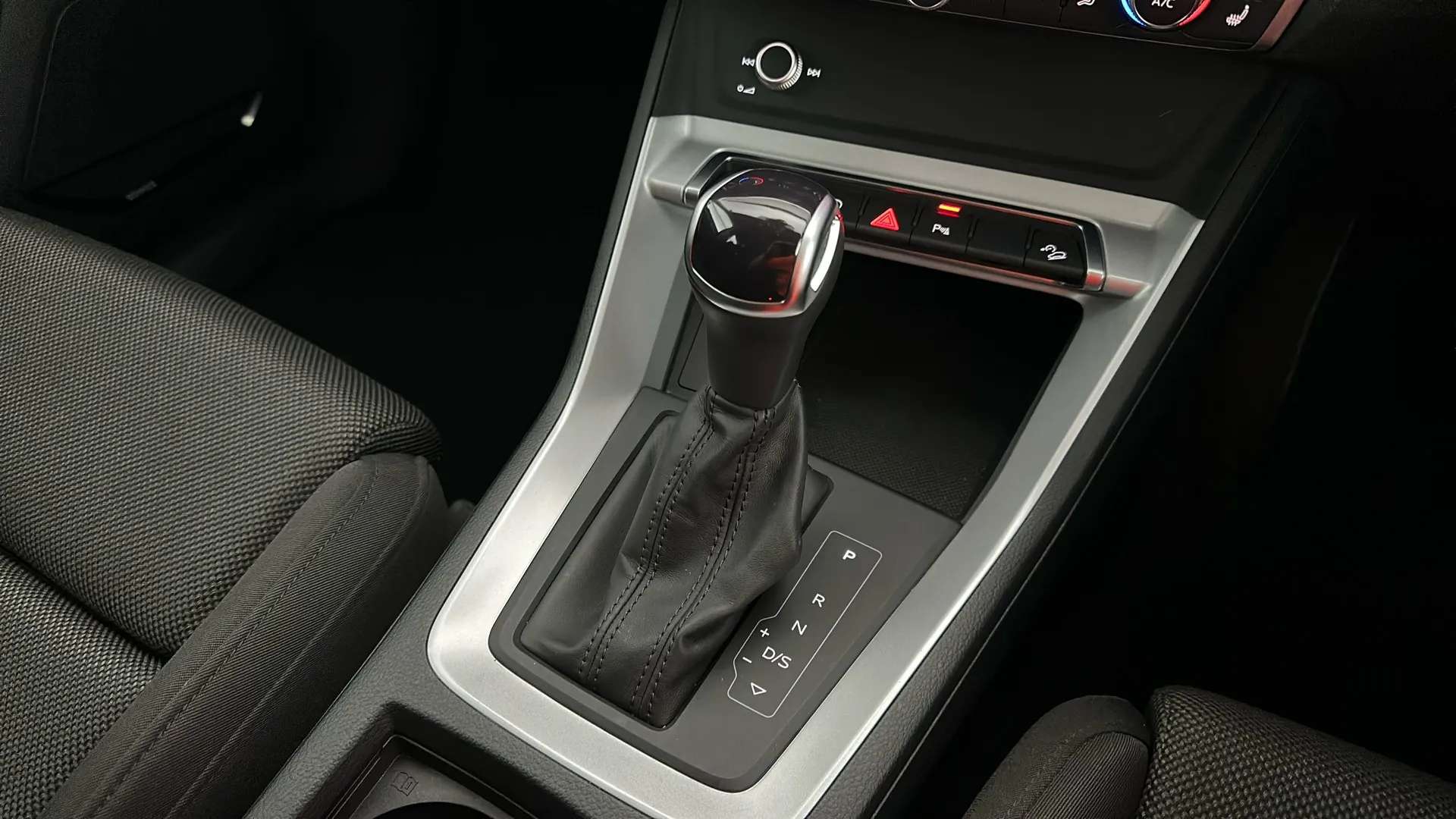 2022 AUDI Q3 2022 AUDI Q3