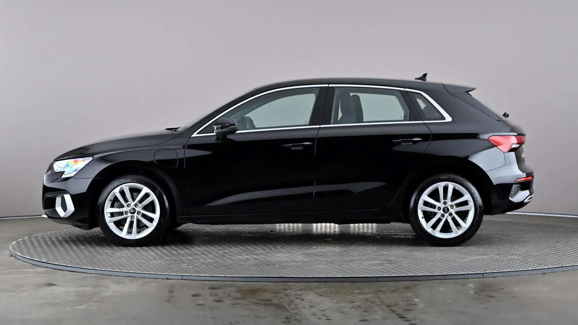 A 2024 AUDI A3 40 TFSI e Sport S Tronic A 2024 AUDI A3 40 TFSI e Sport S Tronic