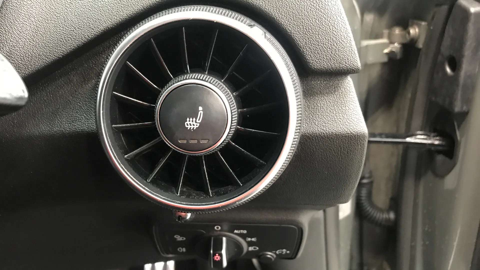 2022 AUDI TT 2022 AUDI TT
