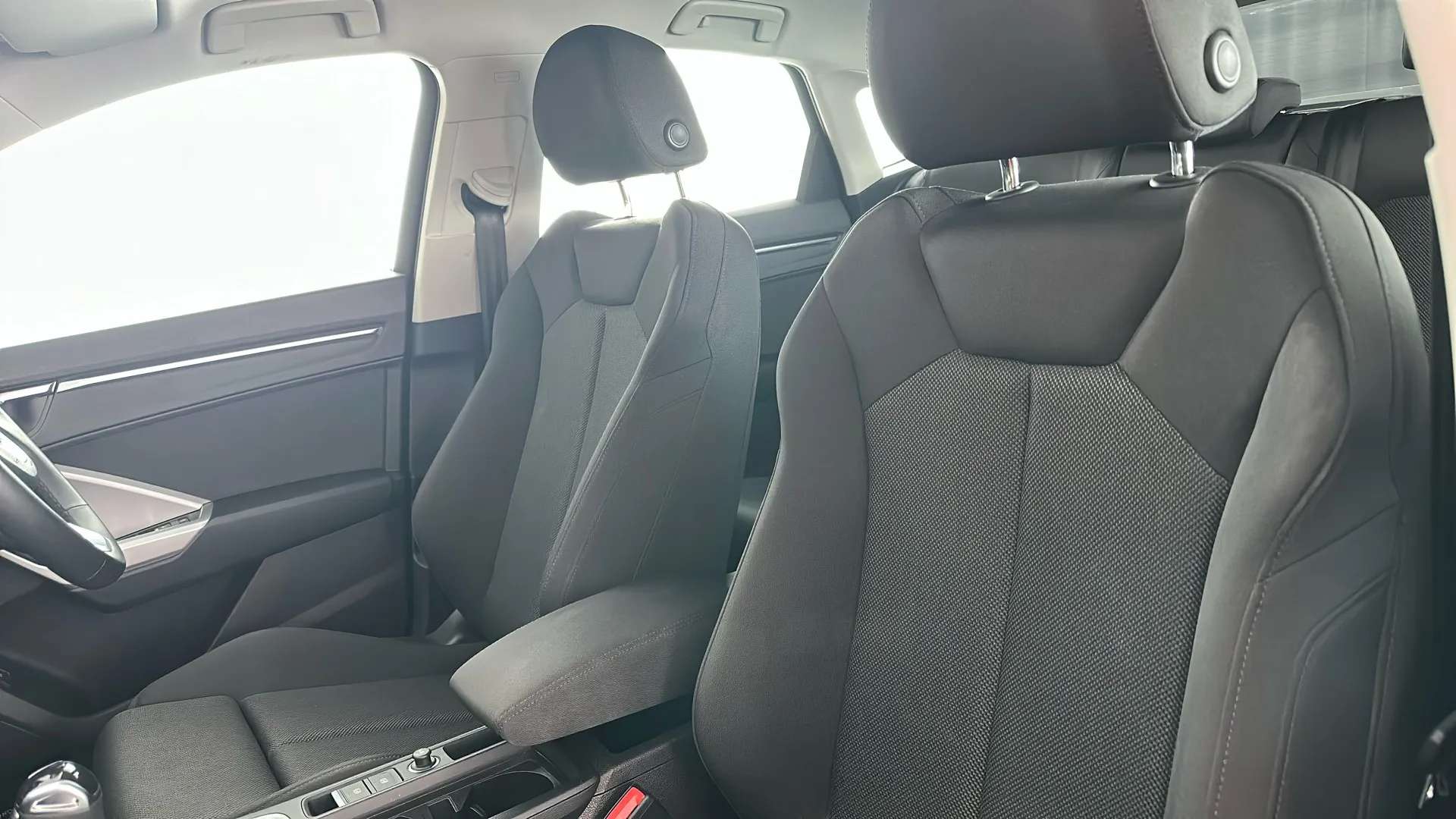 2021 AUDI Q3 2021 AUDI Q3