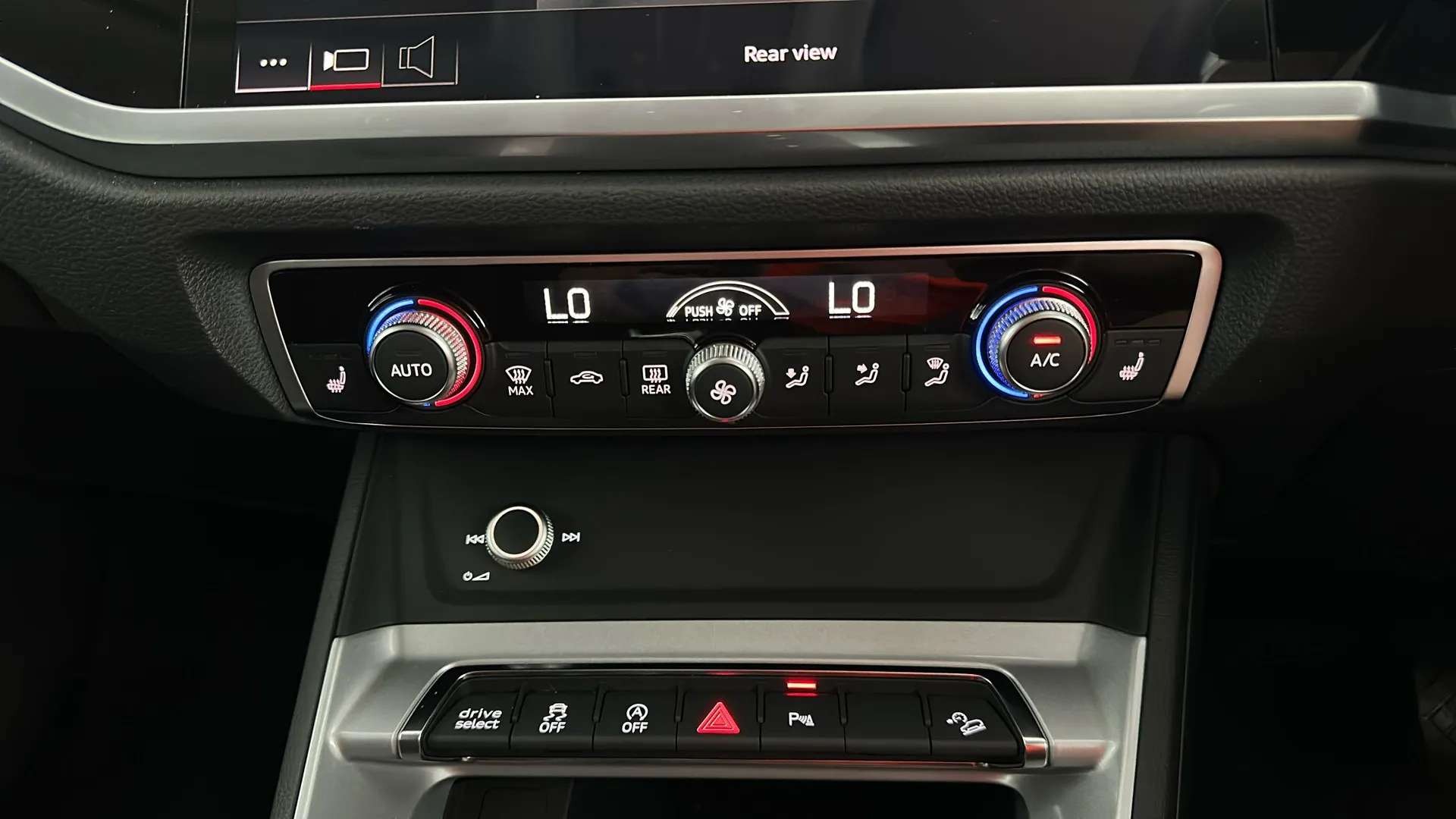 2021 AUDI Q3 2021 AUDI Q3