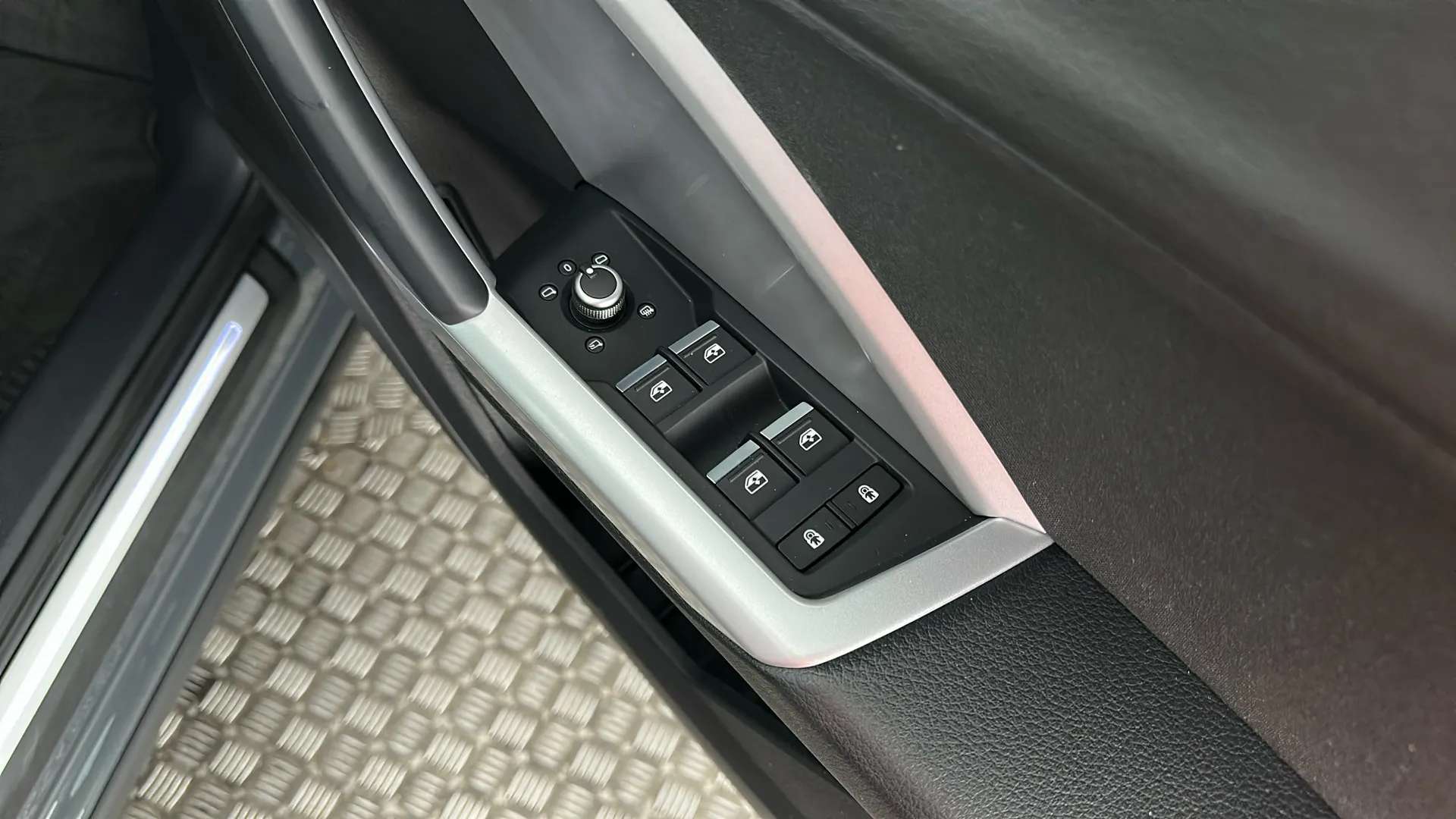 2021 AUDI Q3 2021 AUDI Q3
