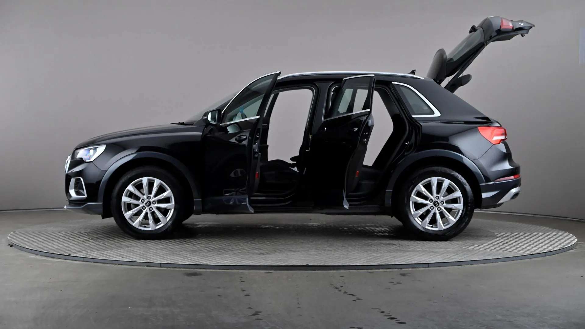 2023 AUDI Q3 2023 AUDI Q3