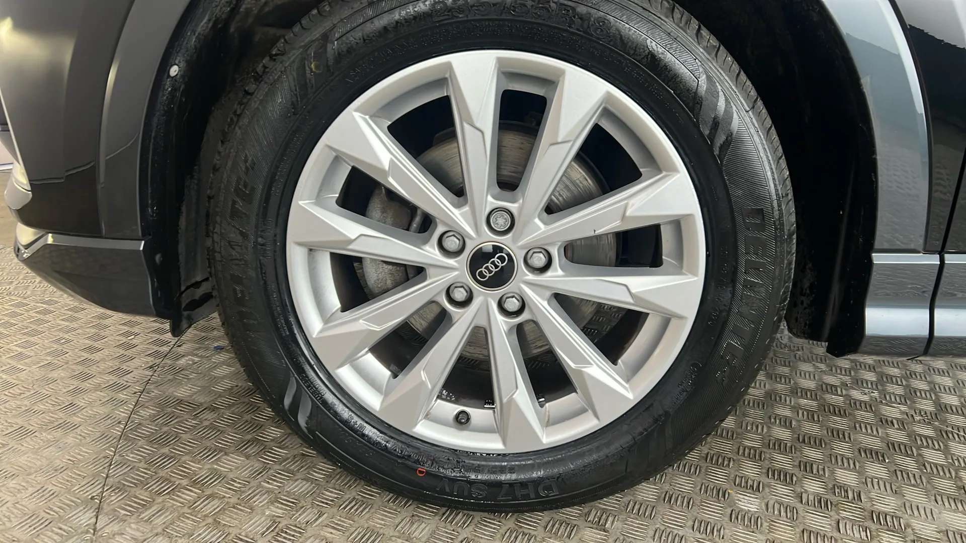 2023 AUDI Q3 2023 AUDI Q3