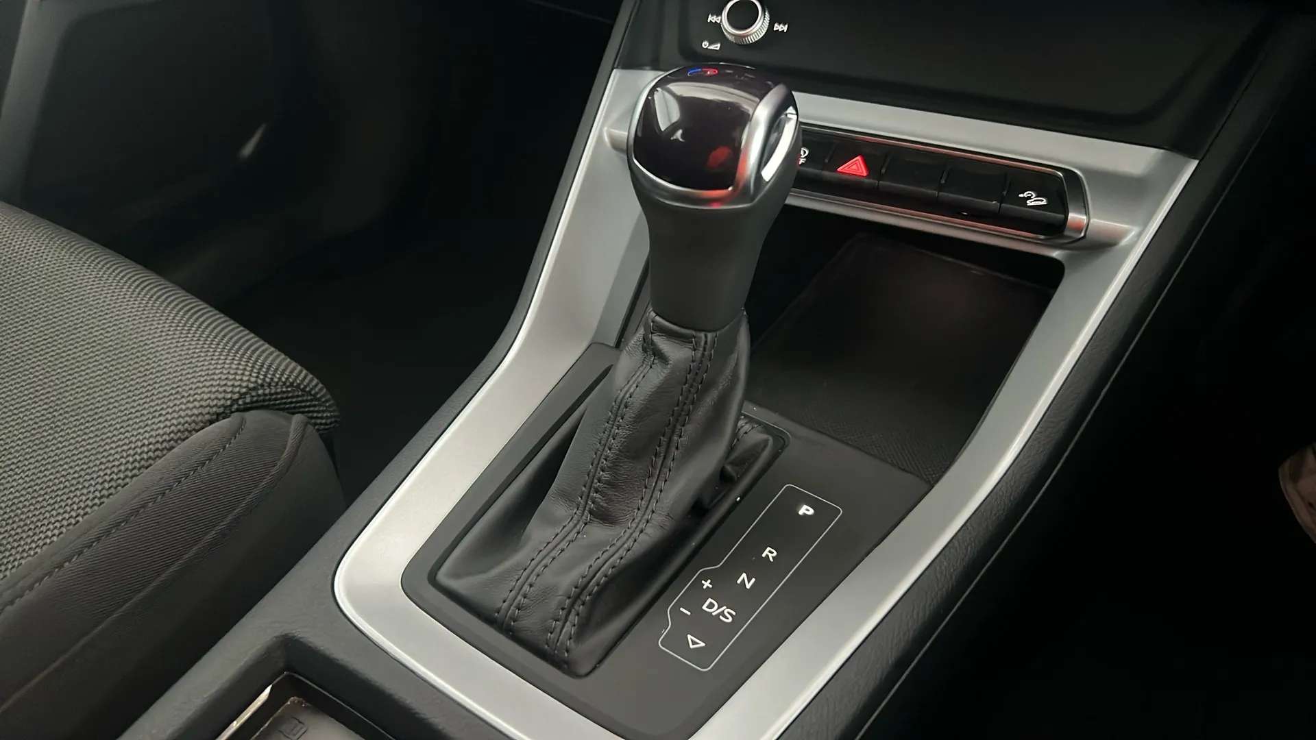 2023 AUDI Q3 2023 AUDI Q3