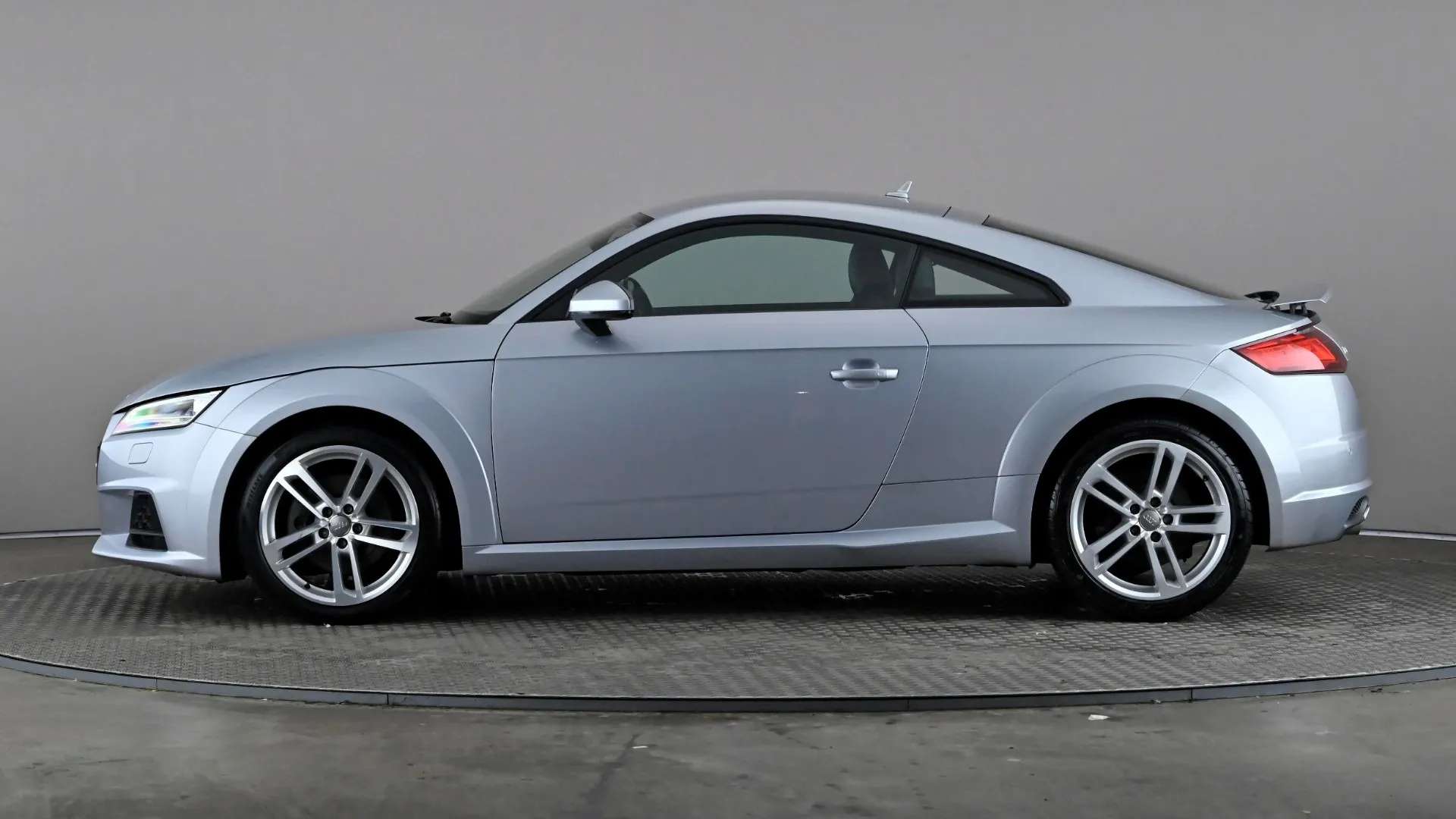 A 2020 AUDI TT 40 TFSI Sport S Tronic A 2020 AUDI TT 40 TFSI Sport S Tronic