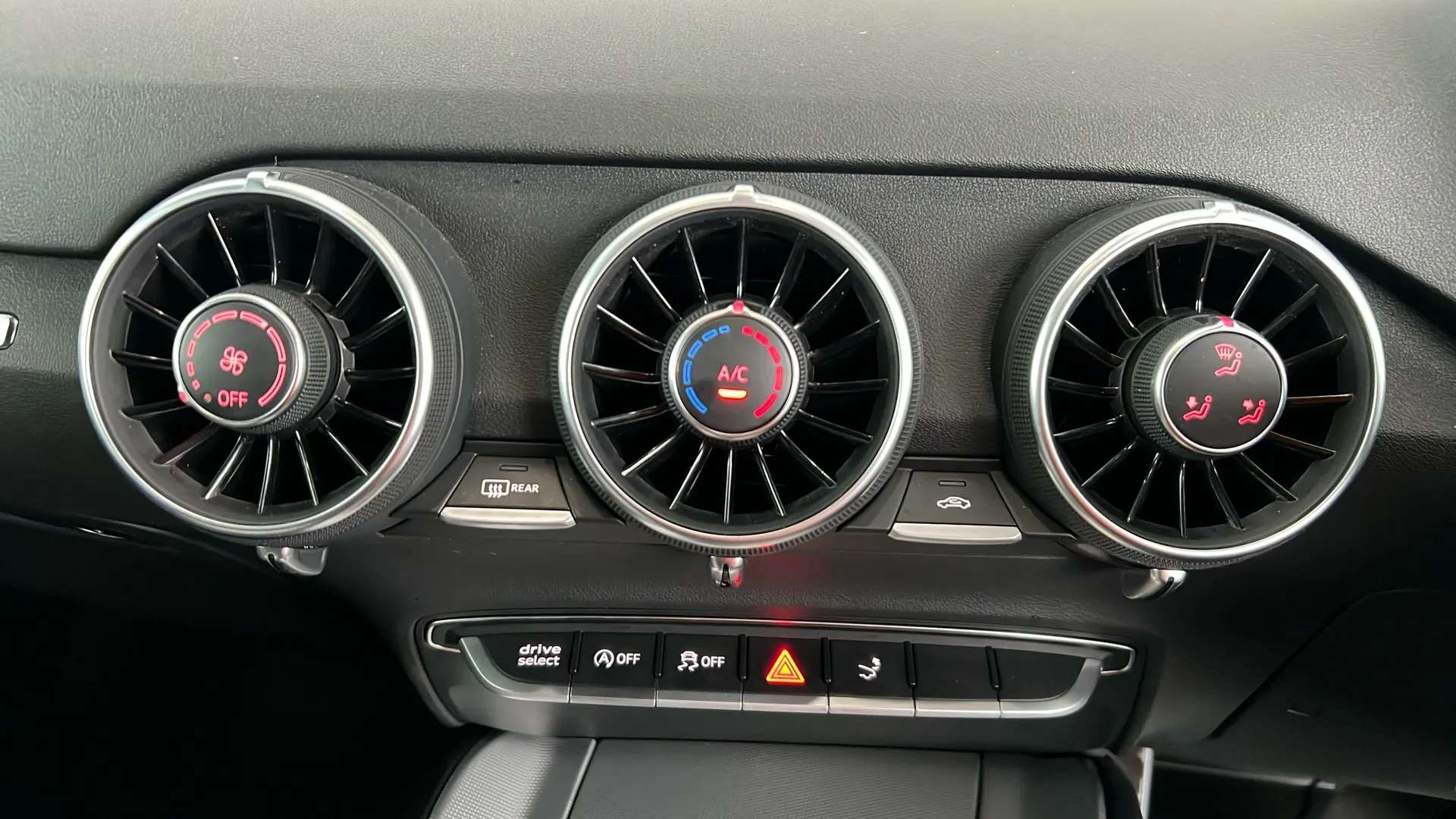 2020 AUDI TT 2020 AUDI TT