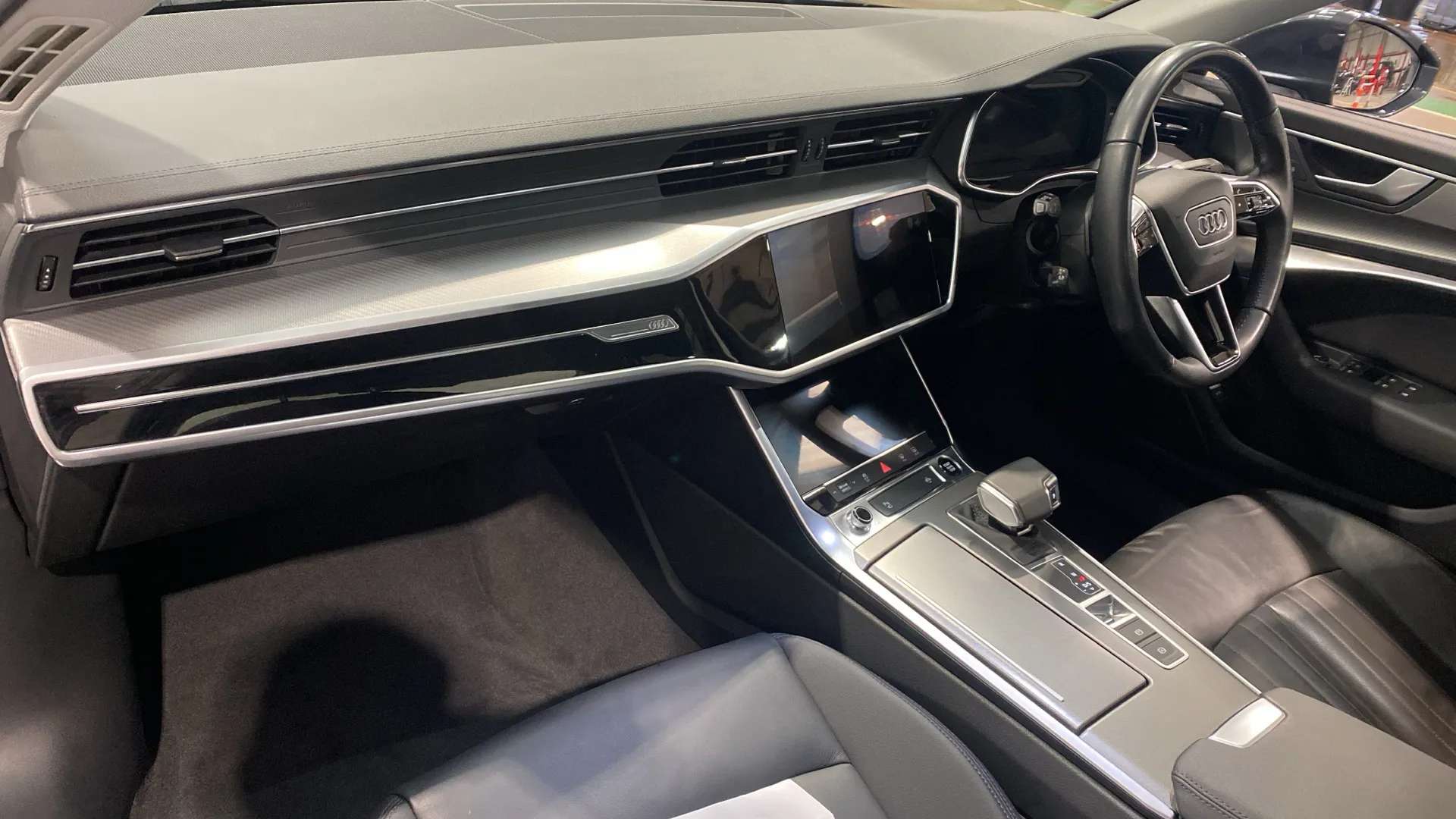 2021 AUDI A6 2021 AUDI A6