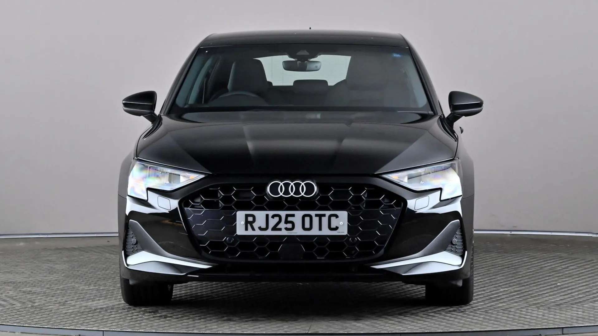 A 2025 AUDI A3 40 TFSI e Sport S Tronic A 2025 AUDI A3 40 TFSI e Sport S Tronic
