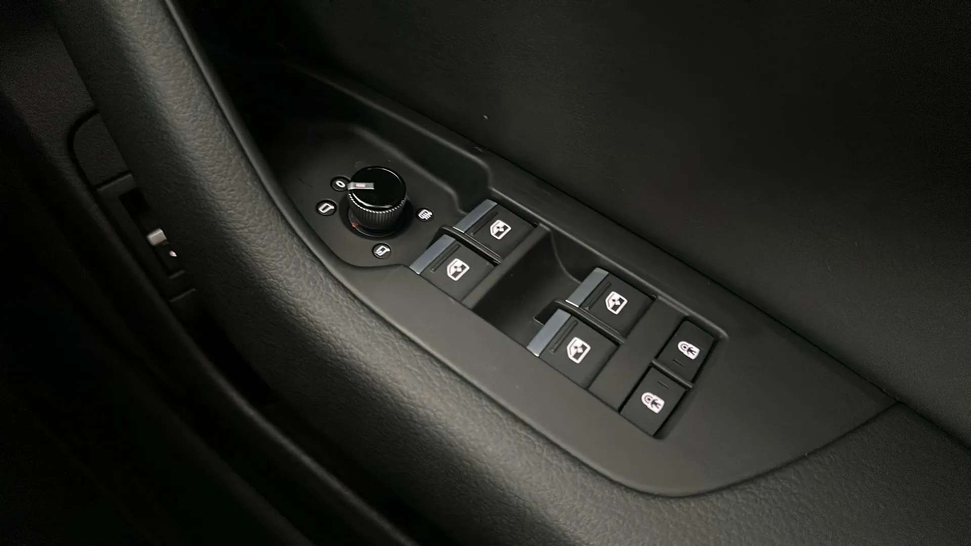 2022 AUDI A6 2022 AUDI A6