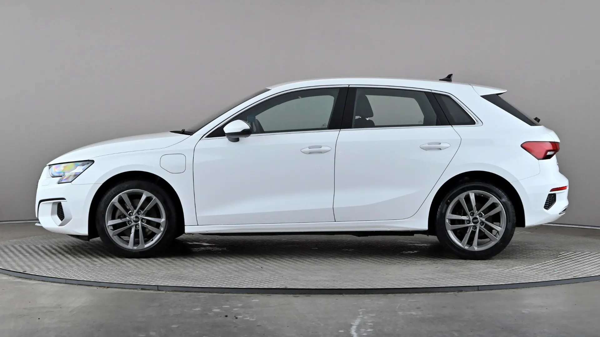 A 2022 AUDI A3 40 TFSI e Sport S Tronic A 2022 AUDI A3 40 TFSI e Sport S Tronic