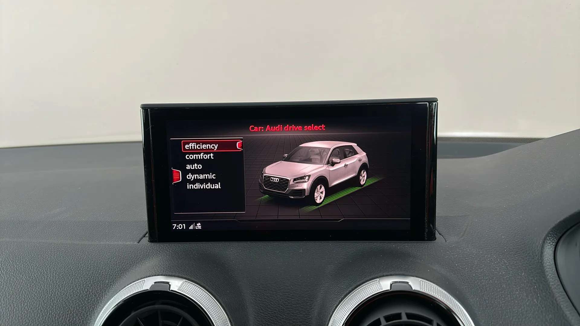 2022 AUDI Q2 2022 AUDI Q2