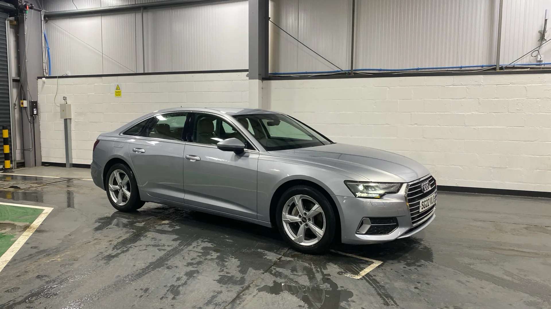 A 2022 AUDI A6 40 TFSI Sport S Tronic A 2022 AUDI A6 40 TFSI Sport S Tronic