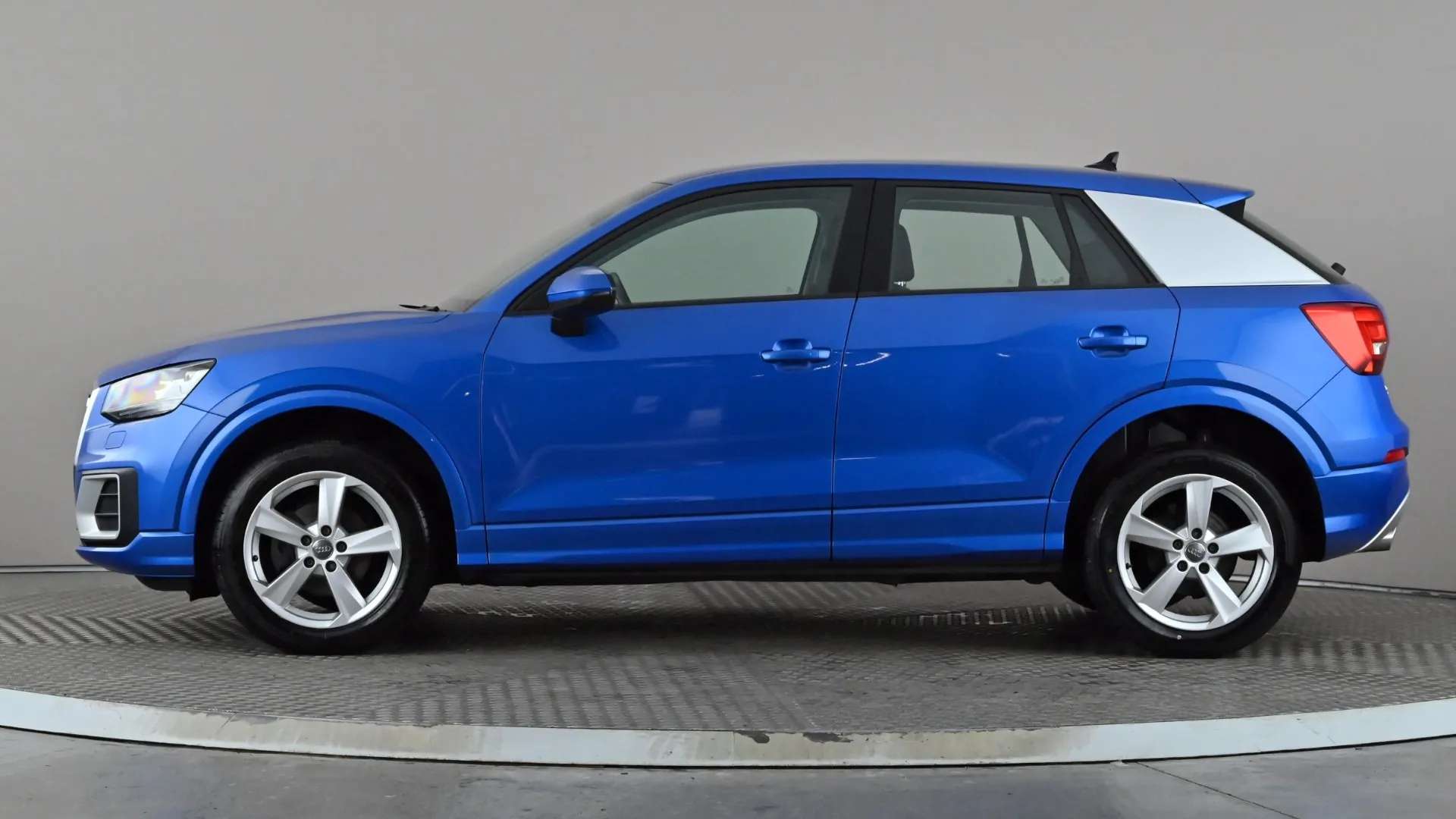 A 2020 AUDI Q2 30 TDI Sport S Tronic A 2020 AUDI Q2 30 TDI Sport S Tronic