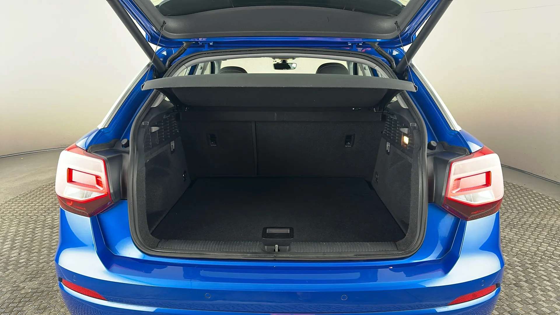 2020 AUDI Q2 2020 AUDI Q2