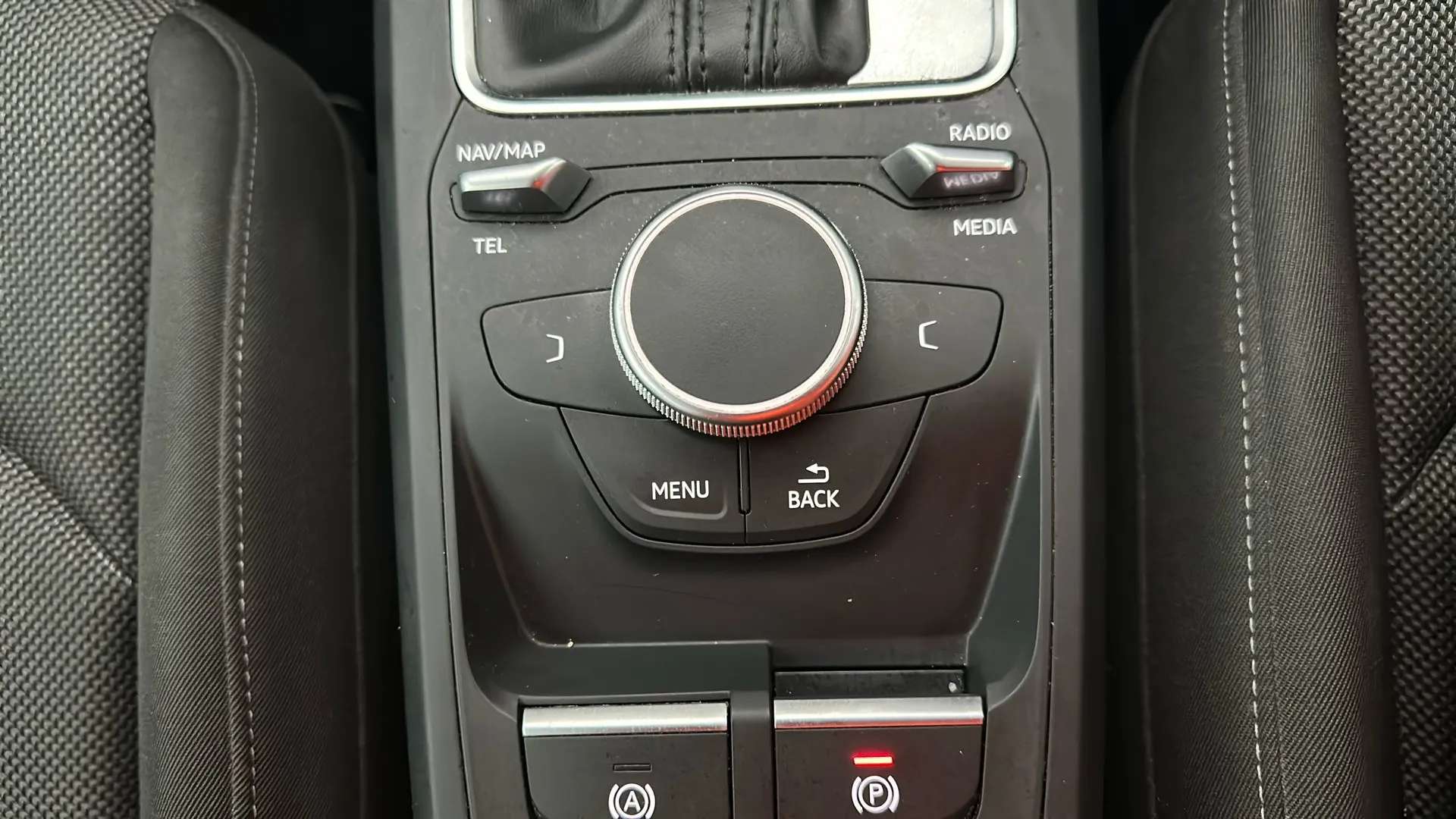 2020 AUDI Q2 2020 AUDI Q2