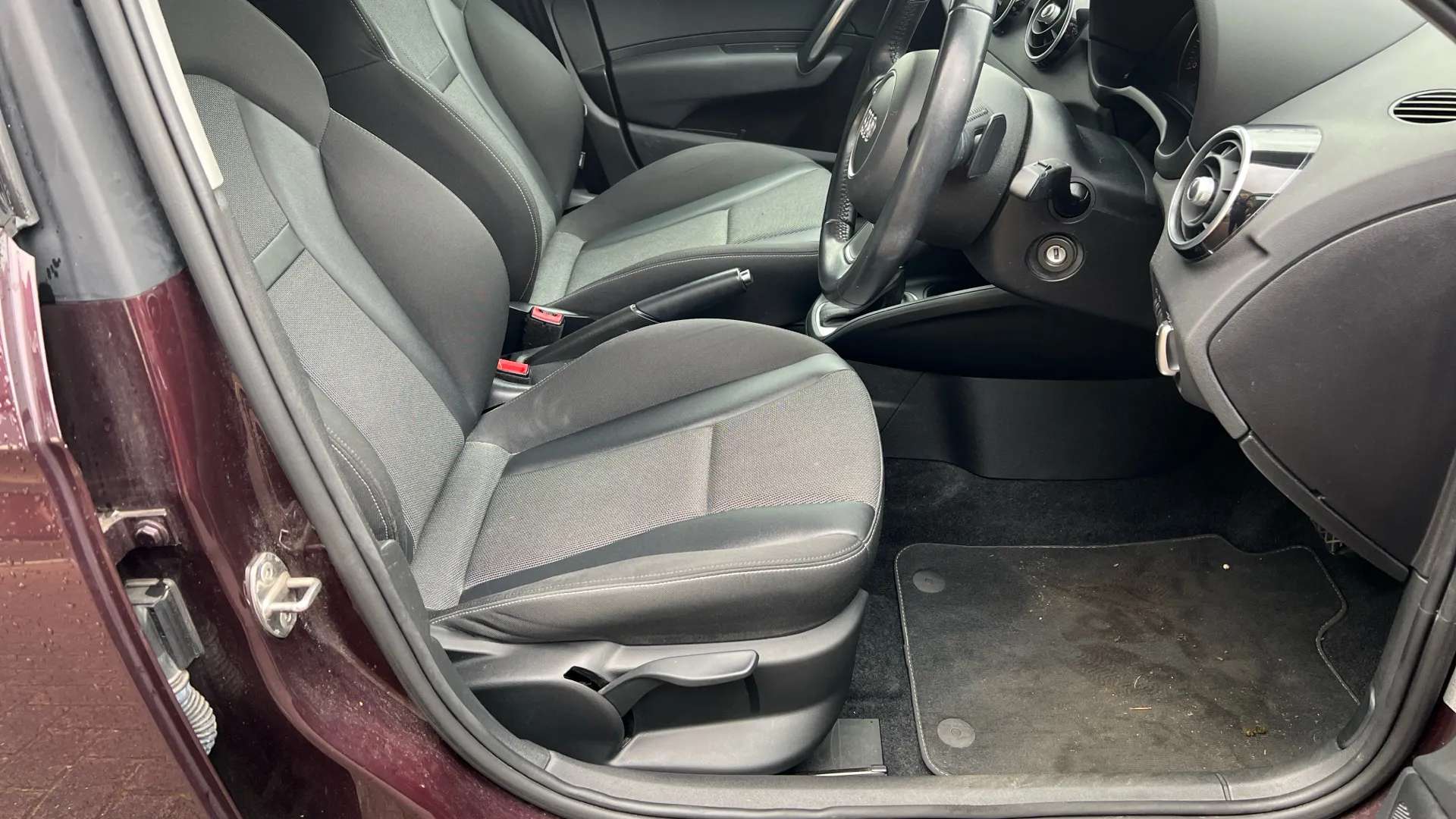 2014 AUDI A1 2014 AUDI A1