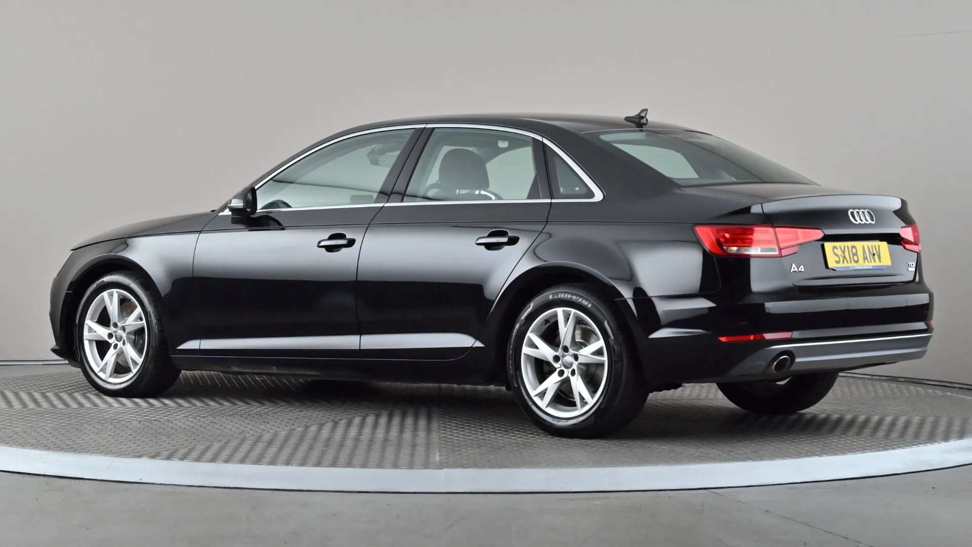 2018 AUDI A4 2018 AUDI A4