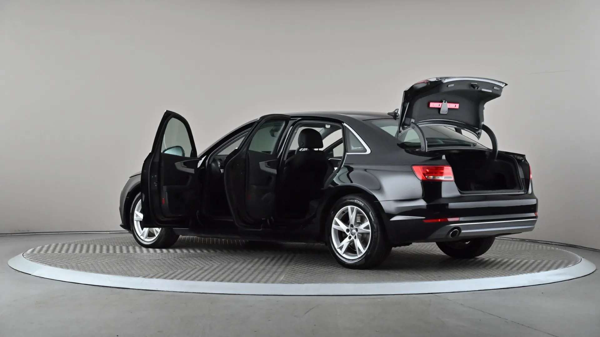 2018 AUDI A4 2018 AUDI A4