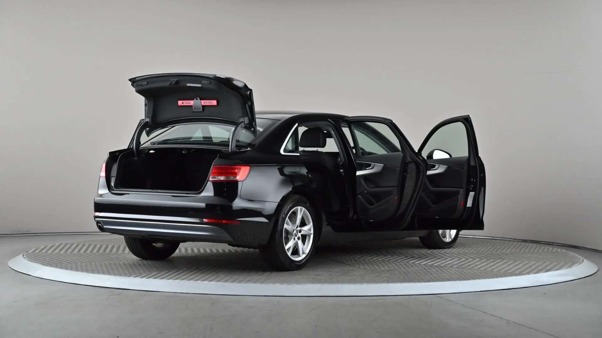 2018 AUDI A4 2018 AUDI A4