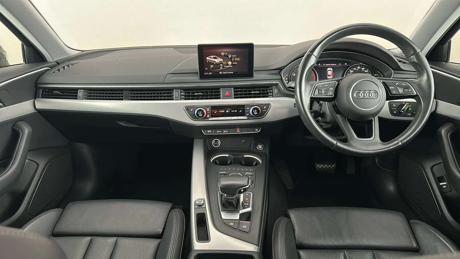 2018 AUDI A4 2018 AUDI A4