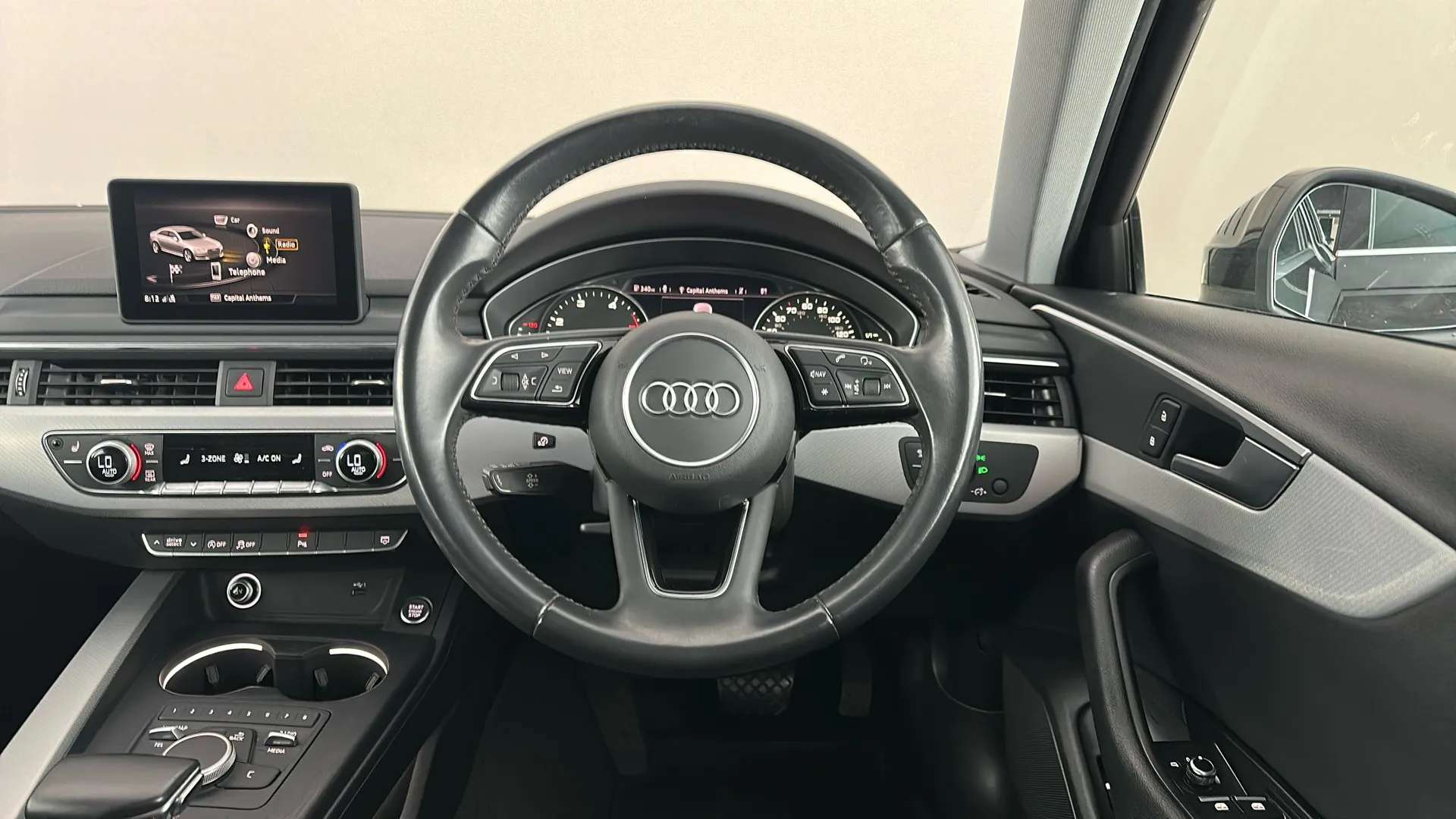 2018 AUDI A4 2018 AUDI A4