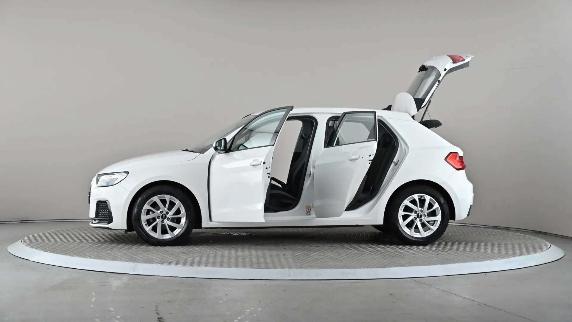 2022 AUDI A1 2022 AUDI A1
