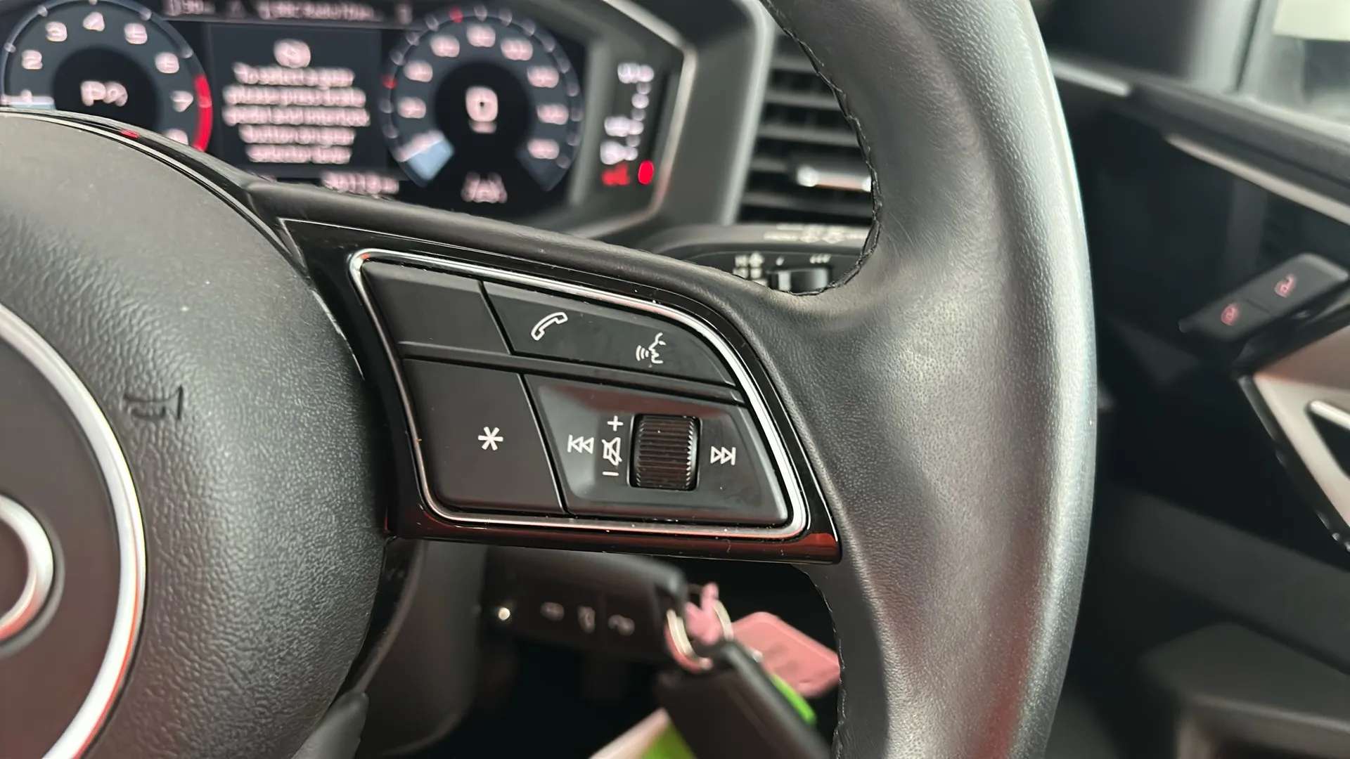 2022 AUDI A1 2022 AUDI A1
