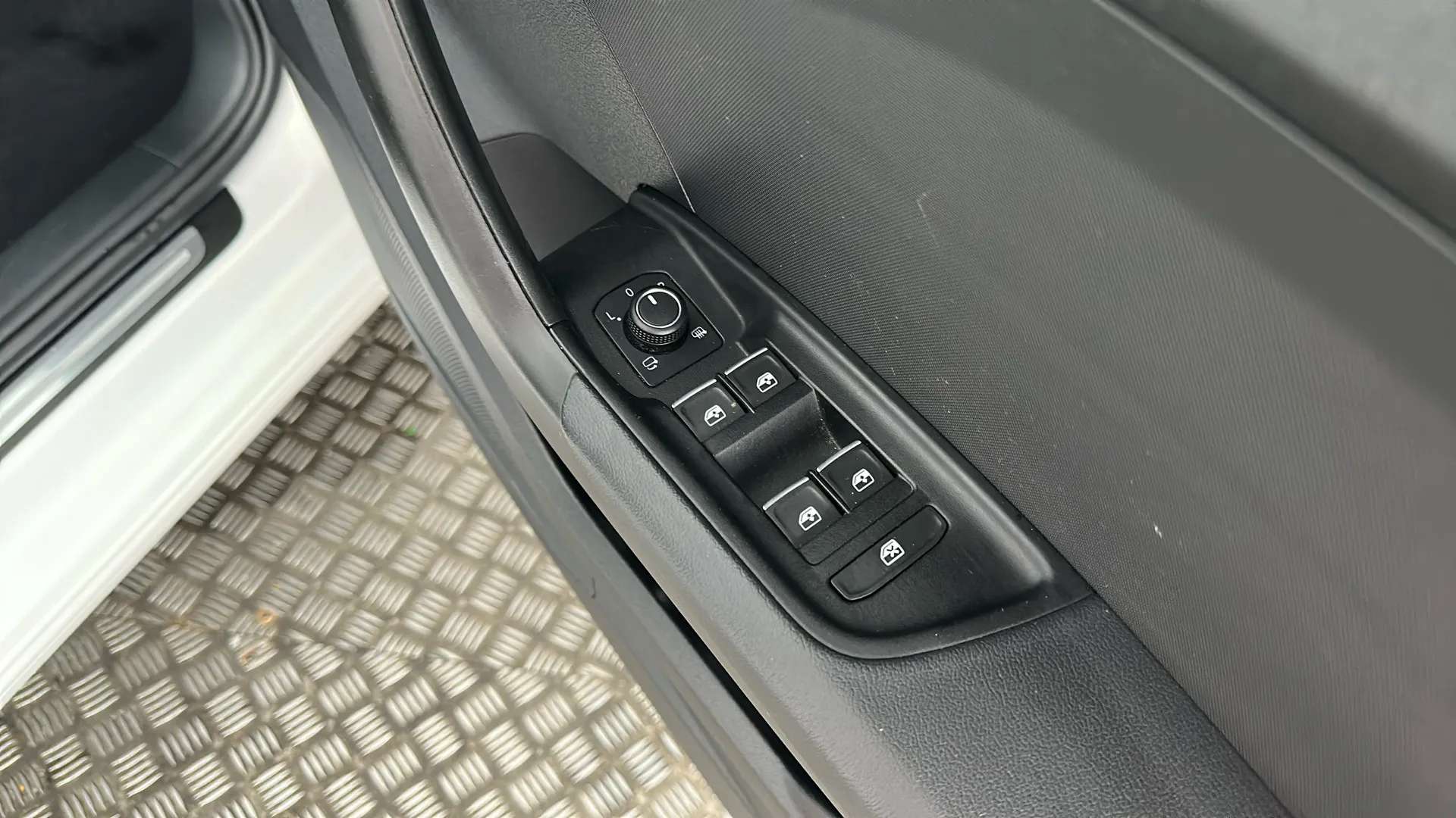 2022 AUDI A1 2022 AUDI A1